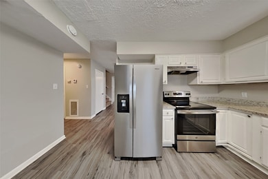 3103 Heritage Green Dr, Pearland, TX 77581 - photo 3