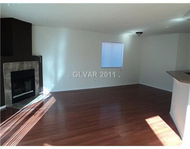 unlisted-address, Las Vegas, NV 89117 - photo 4