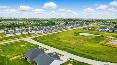 635 Rock Ridge Rd, Tiffin, IA 52340 - photo 3