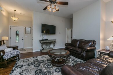 16 Saint Austell Cir, Bella Vista, AR 72714 - photo 5