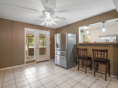 1009 Red Oak St, Azle, TX 76020 - photo 6