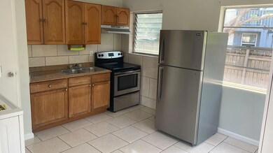 2014 N Tamarind Ave unit 2, West Palm Beach, FL 33407 - photo 4