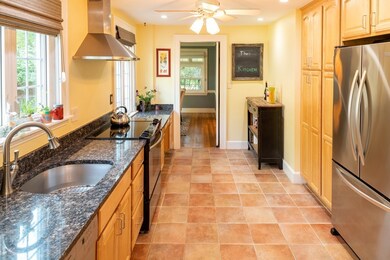 56 Londonderry Rd, Marblehead, MA 01945 - photo 3