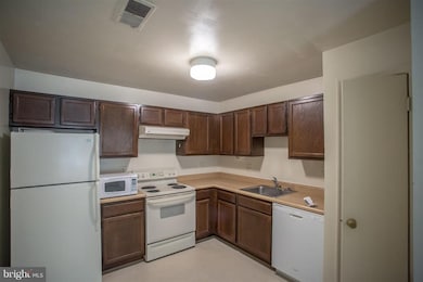 5927 First Landing Way unit 186, Burke, VA 22015 - photo 5