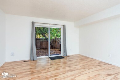 Living Room_1390-SMALL