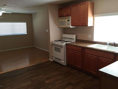 KITCHEN DINING
