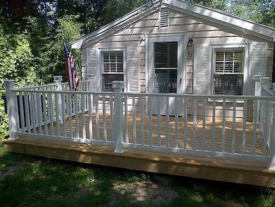 32 Nautilus Dr, Saunderstown, RI 02874 - photo 2