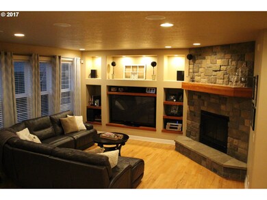 1141 Skylark Ln, Eugene, OR 97401 - photo 7