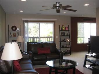 869 Golf Course Rd unit 3, Crystal Lake, IL 60014 - photo 4