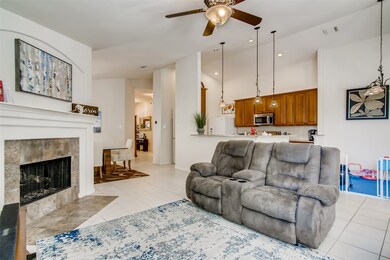 31706 Royal Woods Ct, Conroe, TX 77385 - photo 4