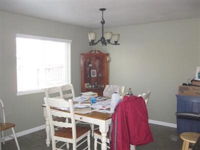 1390 SW David Dr, Grants Pass, OR 97527 - photo 4