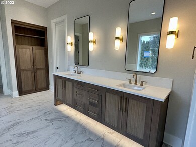 Owner's Suite Bathroom