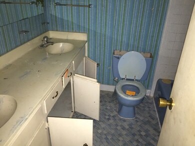 UPPER BATH
