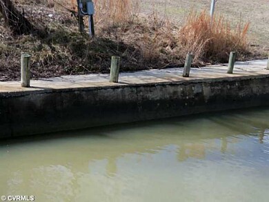 Waterfront/Dock/Pier