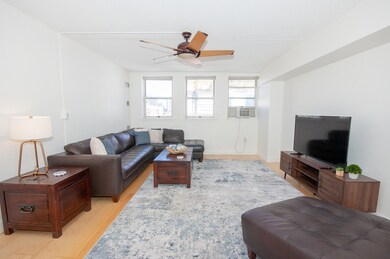 108 Peterborough St unit 7D, Boston, MA 02215 - photo 2