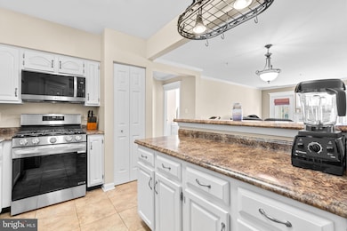 308 Gatehouse Ln unit 308D, Odenton, MD 21113 - photo 6