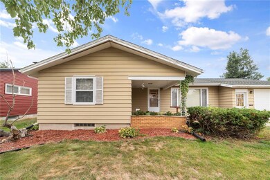 101 Patricia Ln NW, Cedar Rapids, IA 52405 - photo 3