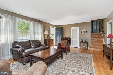 1618 Alston Rd, Towson, MD 21204 - photo 3