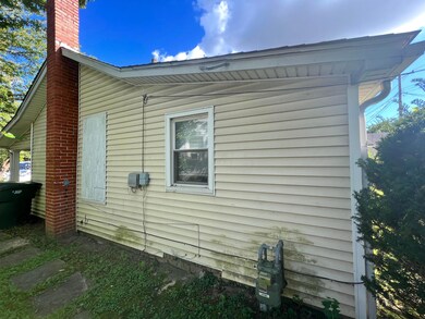 881 Barnett