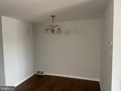 3322 Primrose Rd, Philadelphia, PA 19114 - photo 7