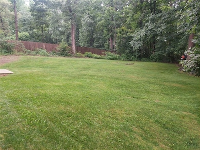 4215 Hamilton Walk Dr, Buford, GA 30519 - photo 7