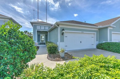 13534 Circa Crossing Dr, Lithia, FL 33547 - photo 4