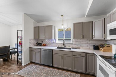 8011 Little Dipper Ave, Anchorage, AK 99504 - photo 7