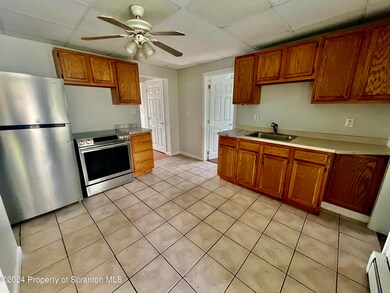 363 N Garfield Ave unit 3, Scranton, PA 18504 - photo 3