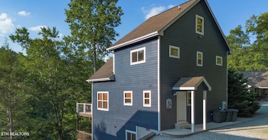 Blue Moon Lakeside Estates