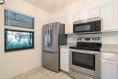 2009 Pine Isle Ln unit 2009, Naples, FL 34112 - photo 5