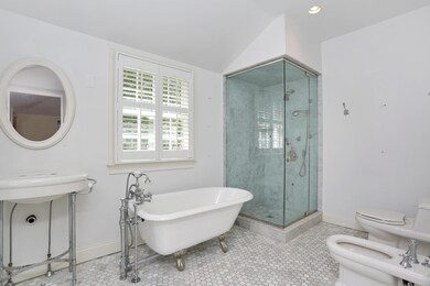 166 Lancelot Rd Fairfield CT-print-004-4