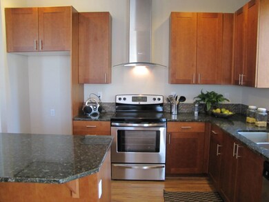 2012 S 261st Ct, Des Moines, WA 98198 - photo 3