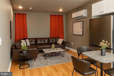 2647 N 17th St unit 3, Philadelphia, PA 19132 - photo 3