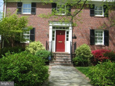 4509 Harling Ln, Bethesda, MD 20814 - photo 2