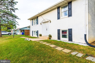 212 Wakefield Rd, Hagerstown, MD 21740 - photo 2