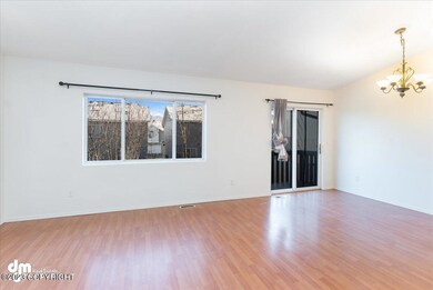 05-Living Room_ELI08913-Edit