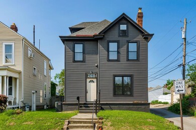 004_4da8_L 268 E Blake Ave004