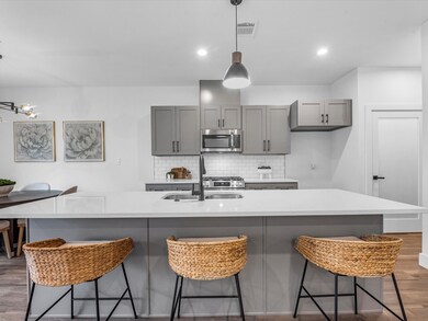 2130 Wavell Court St St, Houston, TX 77088 - photo 4