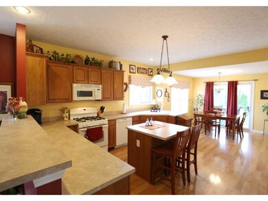 12464 Goodloe Dr, Fishers, IN 46037 - photo 7