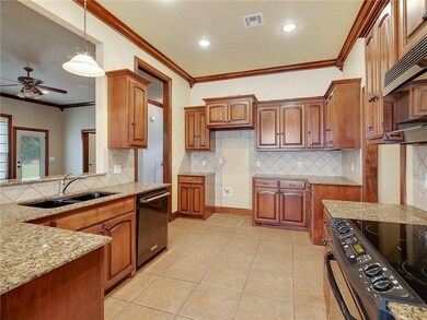 4212 Spyglass Dr, Norman, OK 73072 - photo 5