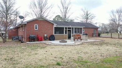 504 Cloverdale Rd, Shelbyville, TN 37160 - photo 7