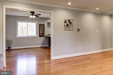 15013 Joshua Tree Rd, North Potomac, MD 20878 - photo 5