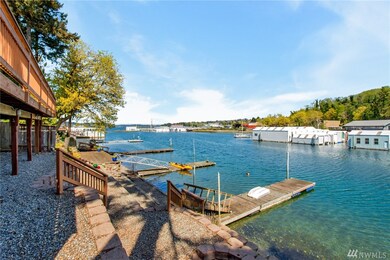 2211 E Day Island Blvd W, University Place, WA 98466 - photo 5