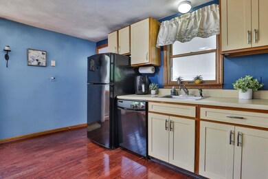 20 Emerson St unit 3, Wakefield, MA 01880 - photo 3