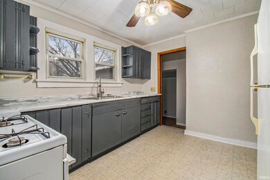 2124 Roys Ave, Elkhart, IN 46517 - photo 7