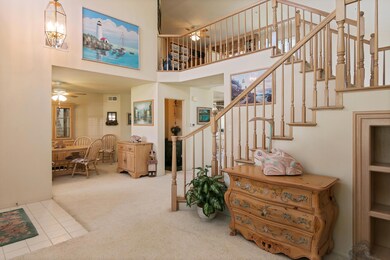 2701 Windcrest Ct-MLS_Size-006-25-Living