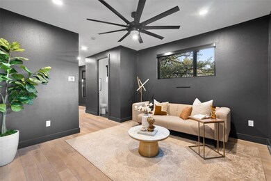 2209 Rae Dell Ave, Austin, TX 78704 - photo 4