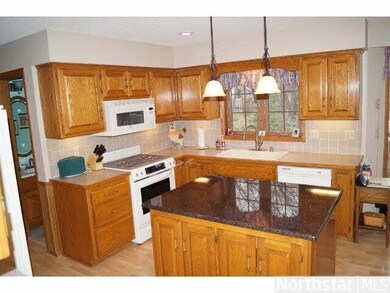 12709 Killdeer St NW, Coon Rapids, MN 55448 - photo 3