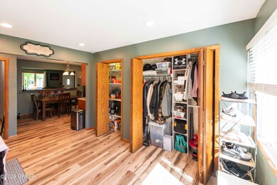 817 S 18th St, Grand Forks, ND 58201 - photo 7