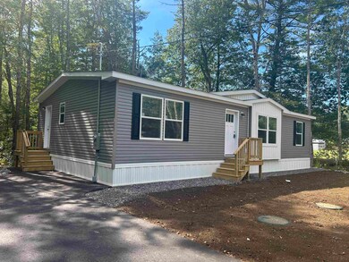 137 Salmon Falls Rd, Rochester, NH 03868 - photo 4